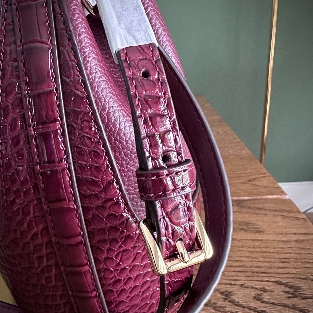 NWT！NEW！Michael Kors Reed Bucket Bag Crocodile Embbossed Leather Belted -Oxblood - Picture 6 of 15